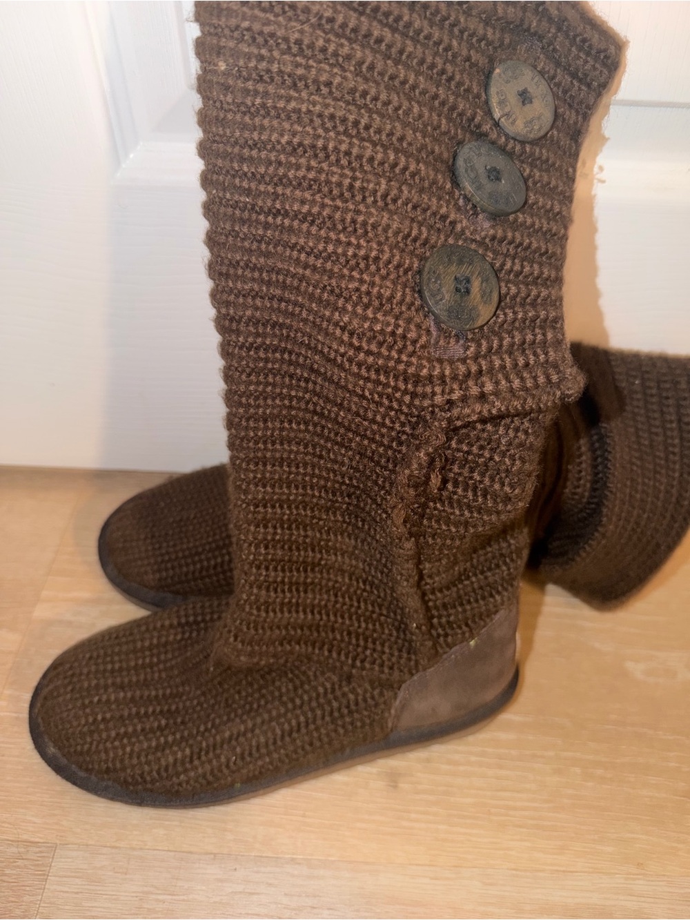Knit Button-Accent Women’s Boots in Brown